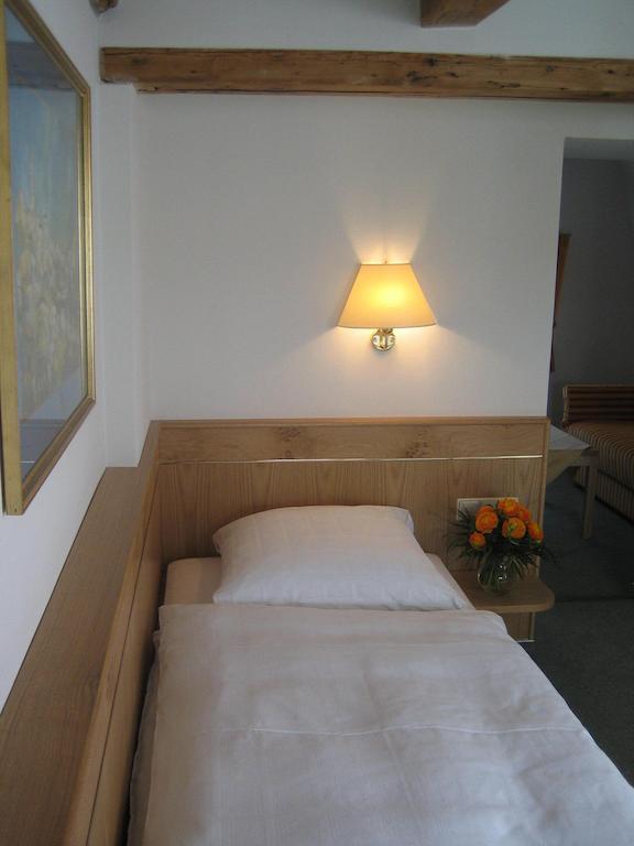 Hotel Wuerttemberger Hof Garni Rottenburg am Neckar Szoba fotó